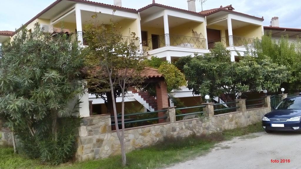 Natalia'S Apartments Nikiti  Exterior foto